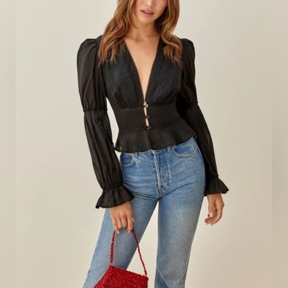 NWT Reformation Meadowlark Top Black Lace Long Sleeve Blouse Crochet | US 2 UK 6 - Picture 4 of 13